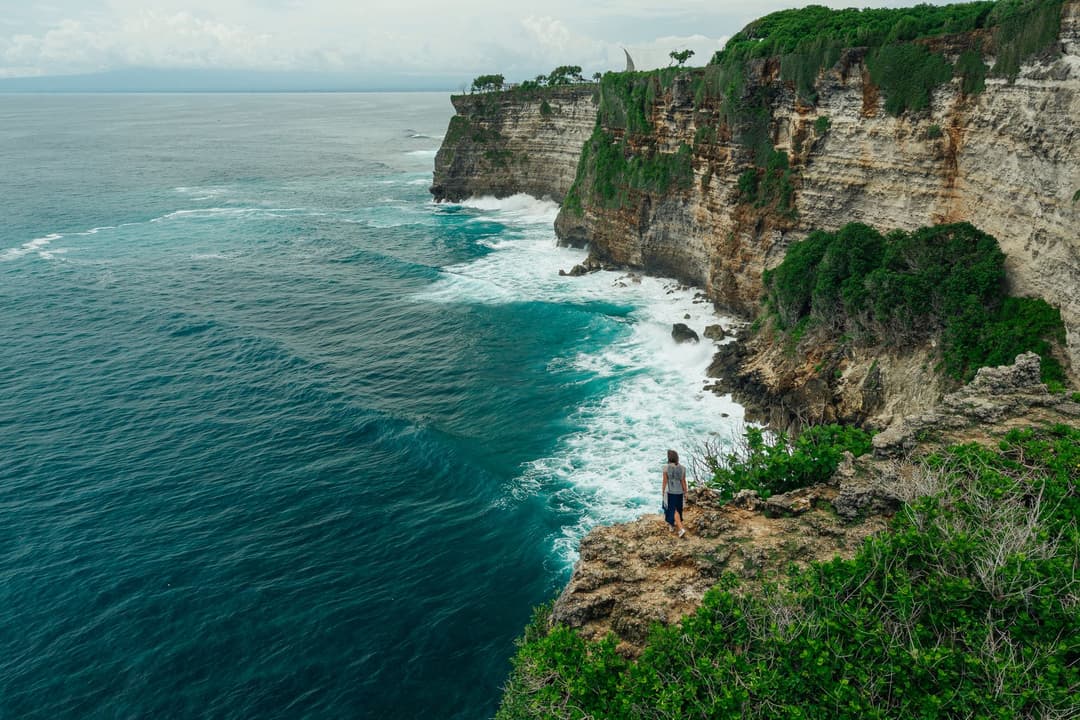 Where Cliffs Meet Capital: Investing in Bali's Most Constrained Market
